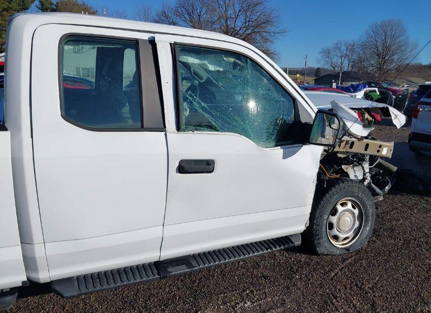 Photo 18 of 2015 Ford F-150 XL (VIN 1FTFX1EF8FKD18423)