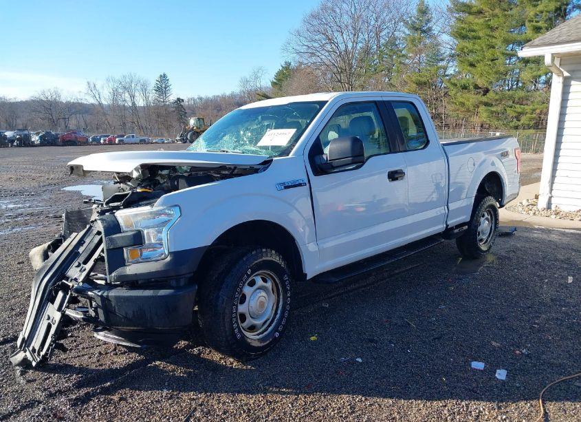 Photo 2 of 2015 Ford F-150 XL (VIN 1FTFX1EF8FKD18423)