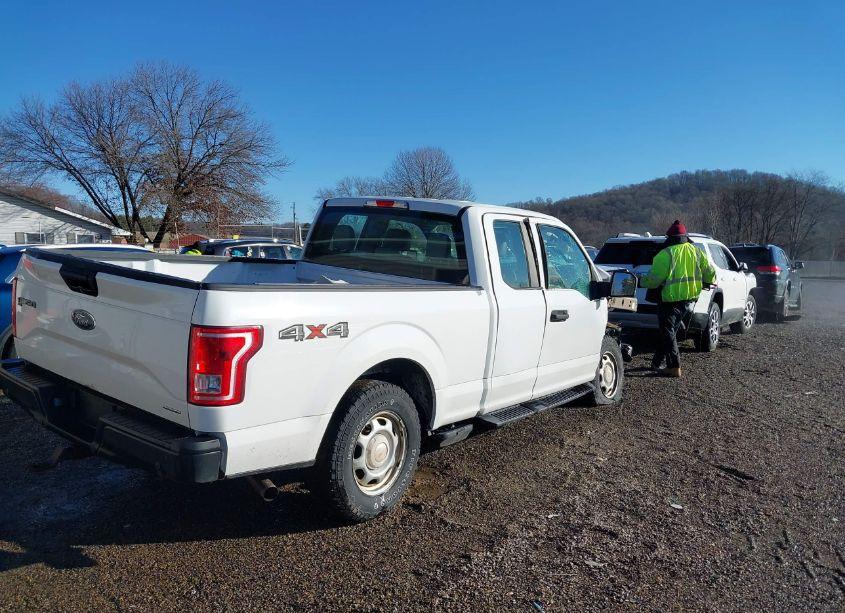 Photo 4 of 2015 Ford F-150 XL (VIN 1FTFX1EF8FKD18423)