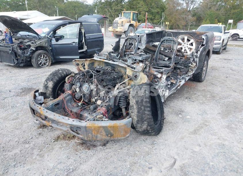 Photo 2 of 2017 Ford F-150 XL (VIN 1FTFX1EF8HKE32778)