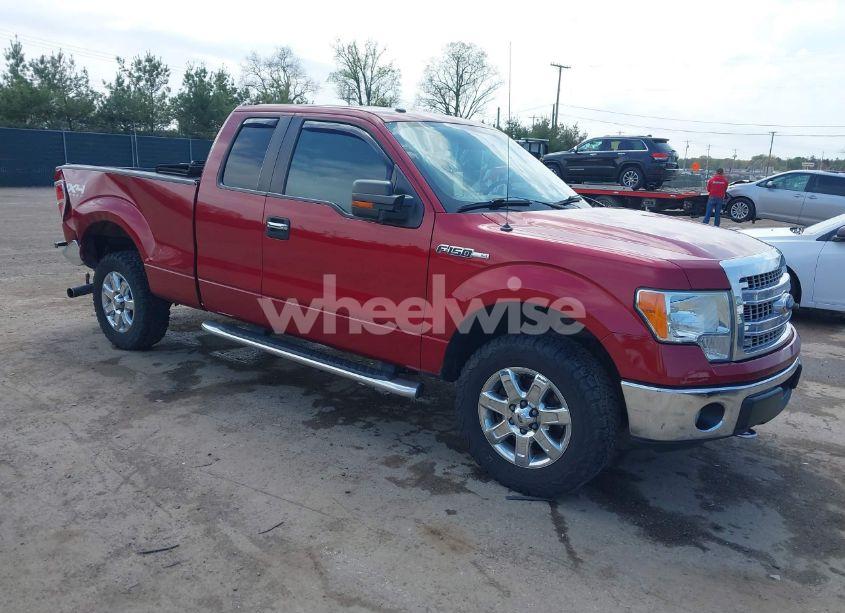 2014 Ford F-150 XLT (VIN 1FTFX1EFXEFC28469) main photo