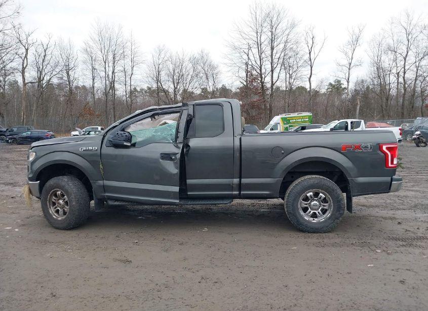 Photo 14 of 2015 Ford F-150 XLT (VIN 1FTFX1EFXFFD05536)