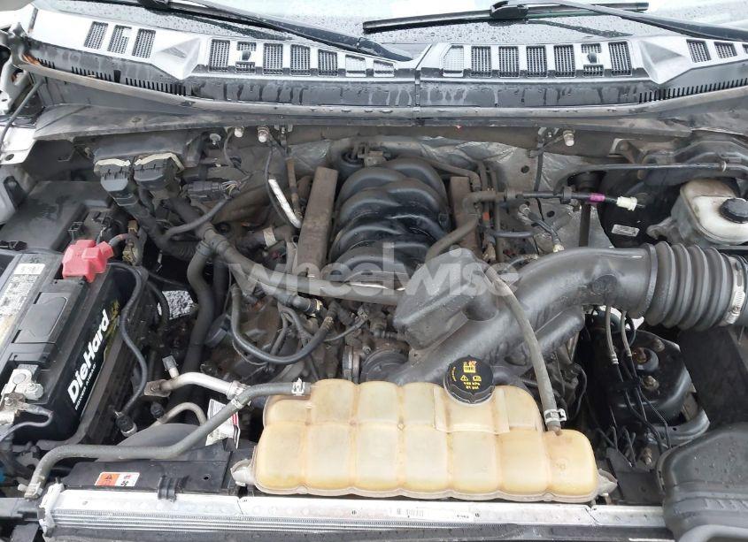 Photo 10 of 2016 Ford F-150 XLT (VIN 1FTFX1EFXGFA83792)