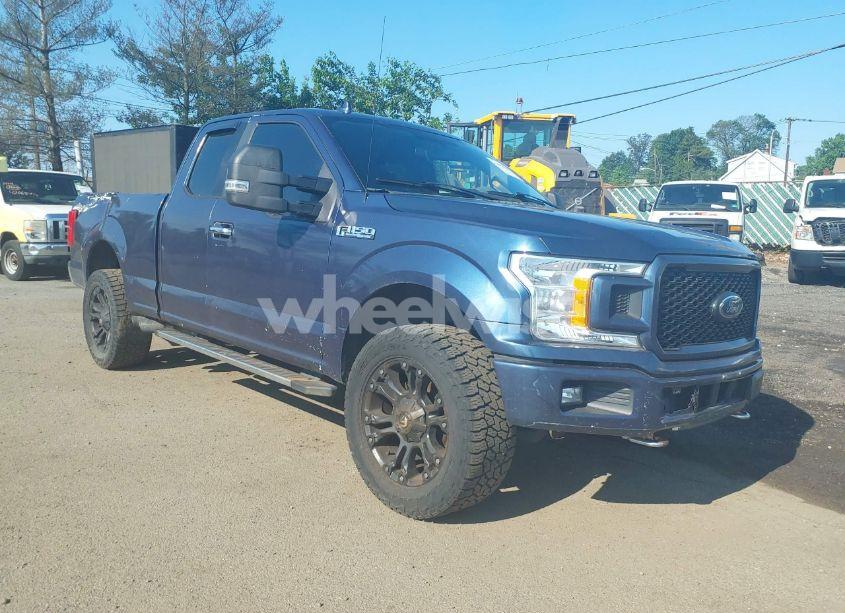 2018 Ford F-150 XLT (VIN 1FTFX1EG0JFB07498) main photo