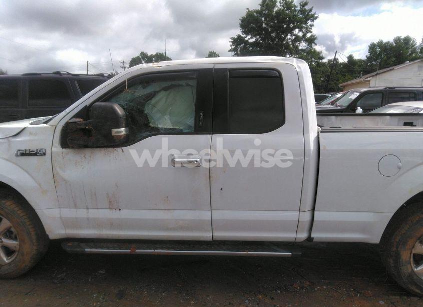 Photo 14 of 2018 Ford F-150 XLT (VIN 1FTFX1EG1JFC78728)