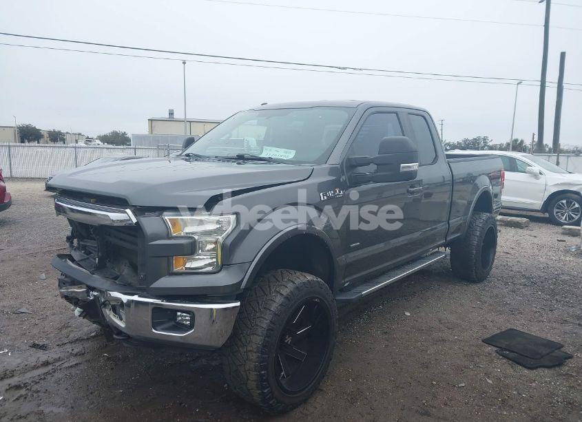 Photo 2 of 2015 Ford F-150 LARIAT (VIN 1FTFX1EG2FFA85236)