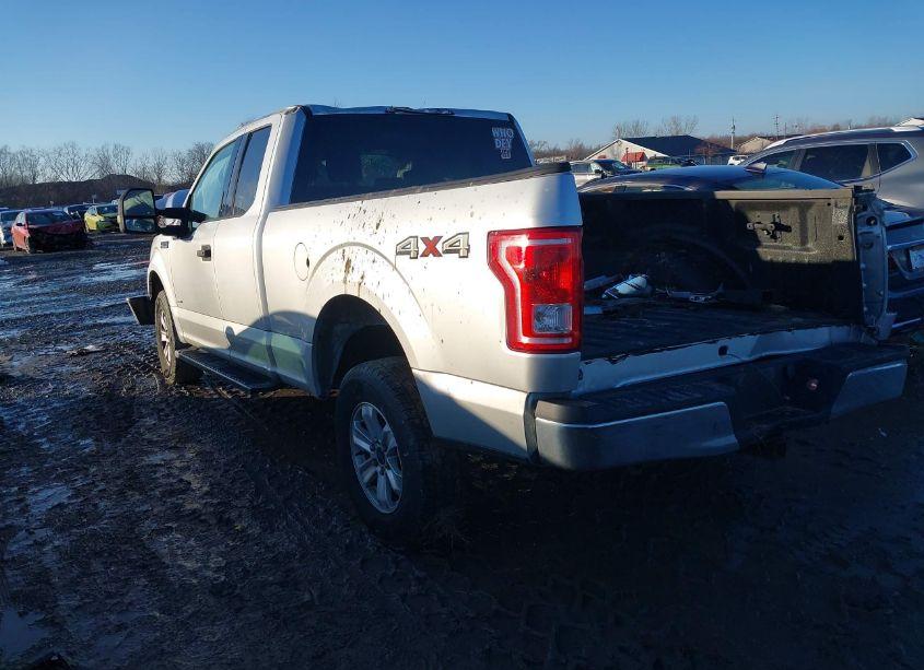 Photo 3 of 2015 Ford F-150 XLT (VIN 1FTFX1EG5FFA74313)