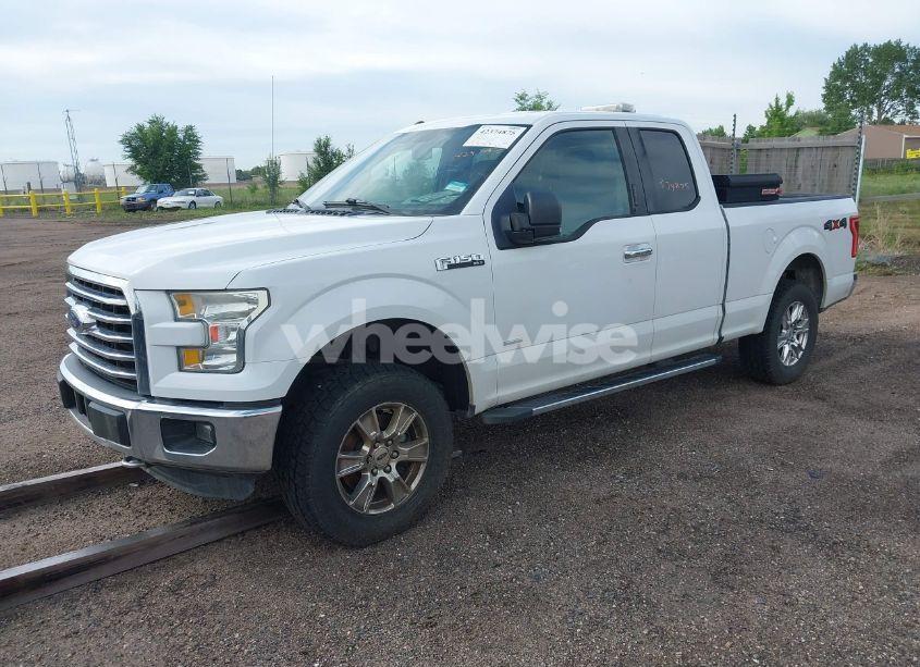 Photo 2 of 2016 Ford F-150 XLT (VIN 1FTFX1EG6GFD11523)