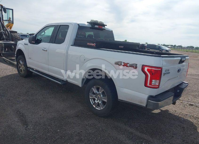 Photo 3 of 2016 Ford F-150 XLT (VIN 1FTFX1EG6GFD11523)