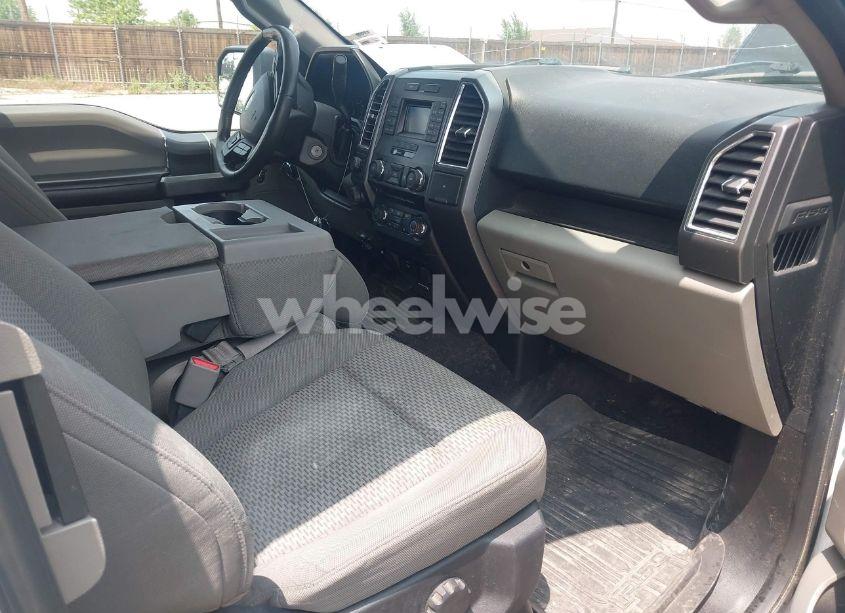 Photo 5 of 2016 Ford F-150 XLT (VIN 1FTFX1EG6GFD11523)