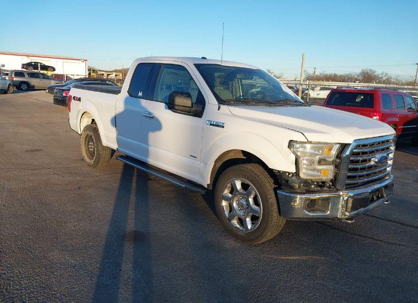 2016 Ford F-150 XLT (VIN 1FTFX1EG6GKF72061) main photo