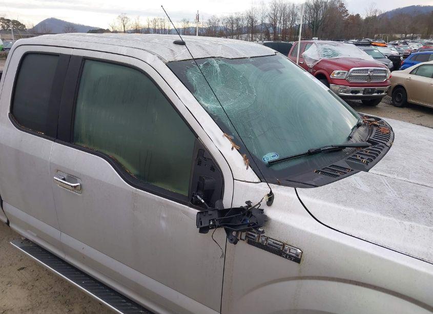 Photo 6 of 2018 Ford F-150 XLT (VIN 1FTFX1EG6JKC37860)