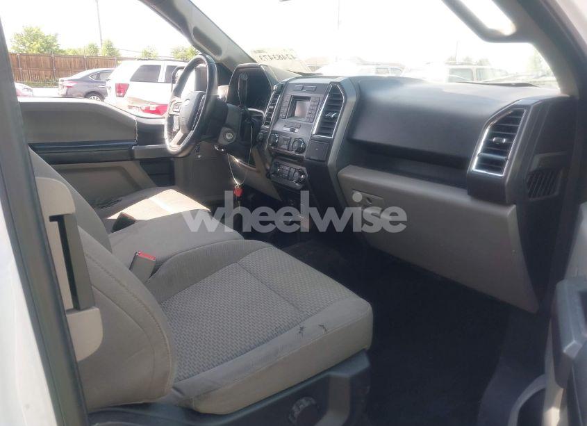 Photo 5 of 2016 Ford F-150 XLT (VIN 1FTFX1EG7GKF55978)