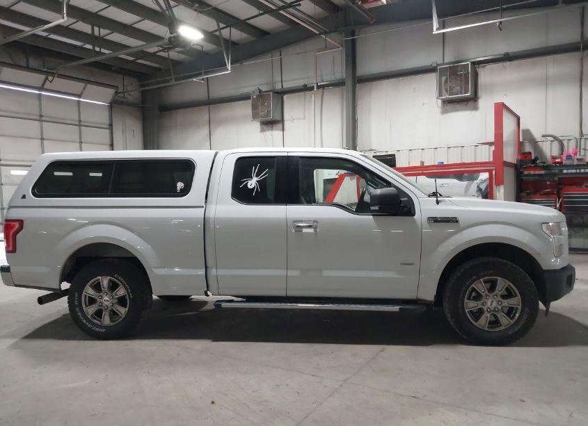 Photo 13 of 2017 Ford F-150 XLT (VIN 1FTFX1EG8HFA59338)