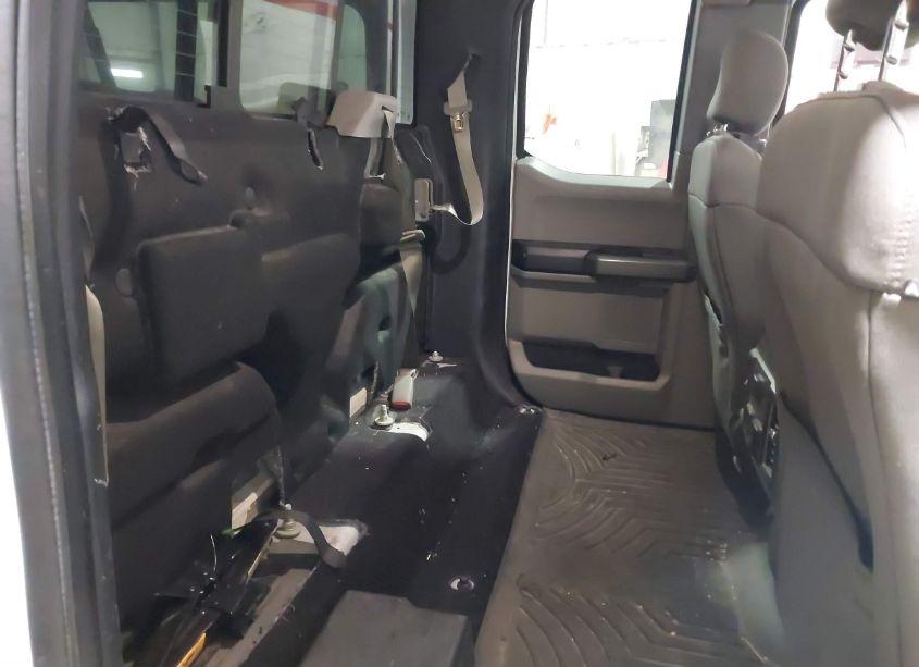 Photo 8 of 2017 Ford F-150 XLT (VIN 1FTFX1EG8HFA59338)