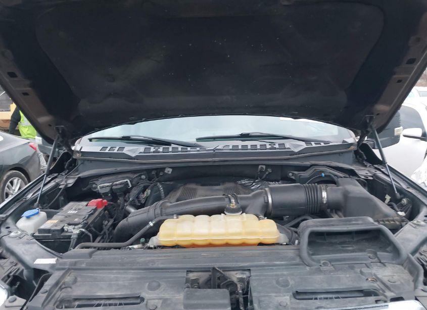 Photo 10 of 2017 Ford F-150 XLT (VIN 1FTFX1EGXHKC50556)