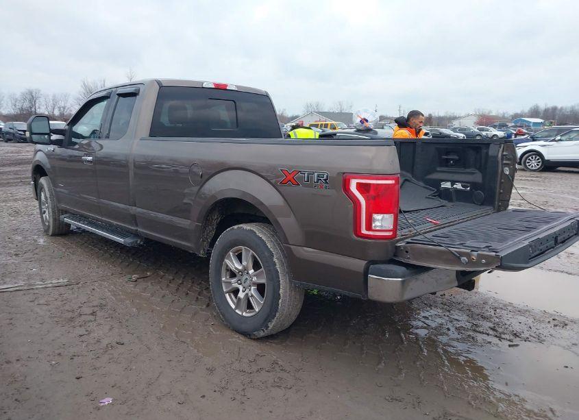Photo 3 of 2017 Ford F-150 XLT (VIN 1FTFX1EGXHKC50556)