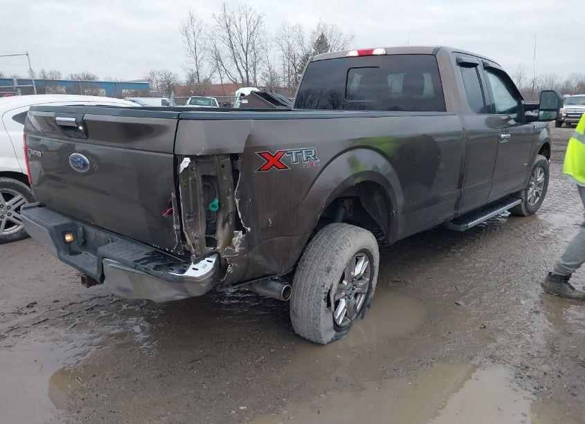 Photo 4 of 2017 Ford F-150 XLT (VIN 1FTFX1EGXHKC50556)