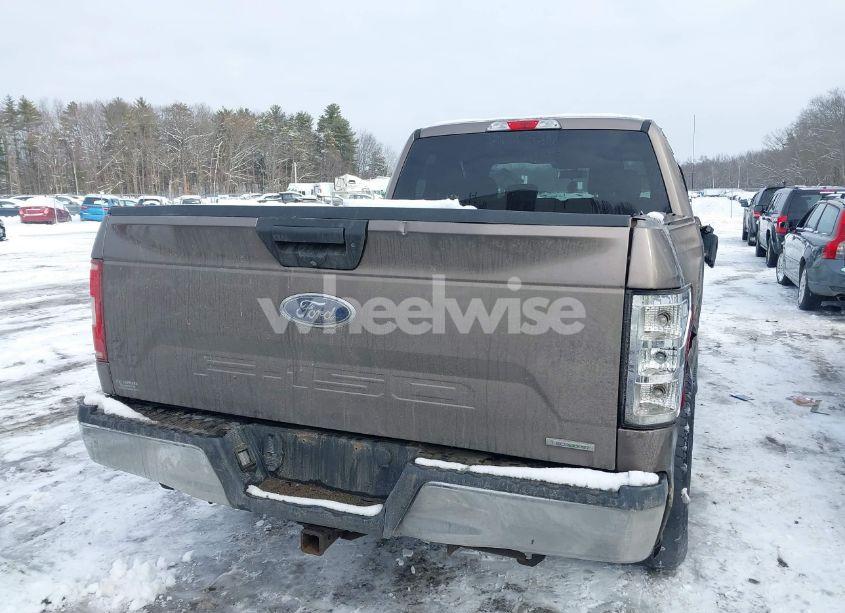 Photo 16 of 2018 Ford F-150 XLT (VIN 1FTFX1EGXJKC36310)