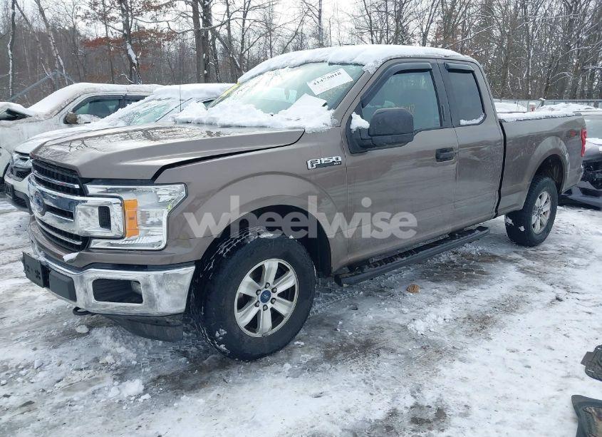 Photo 2 of 2018 Ford F-150 XLT (VIN 1FTFX1EGXJKC36310)