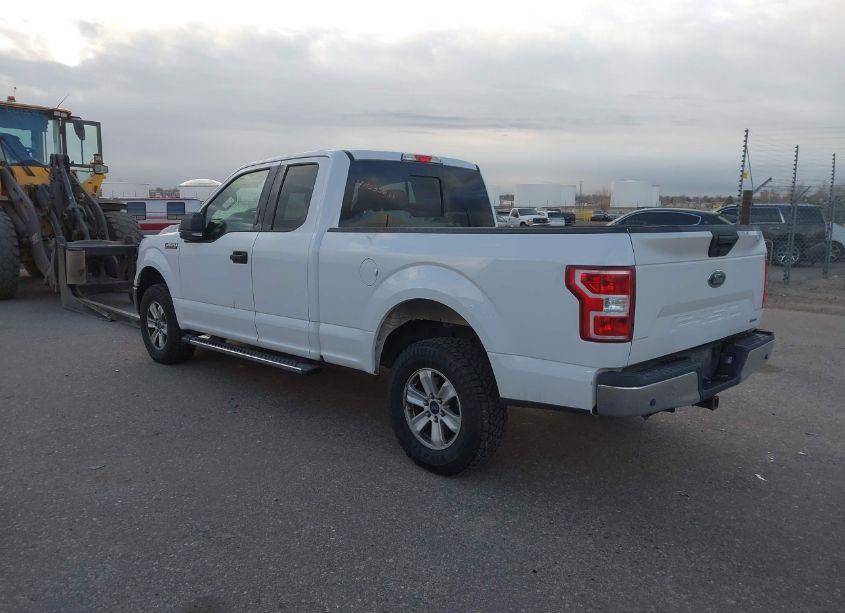 Photo 3 of 2018 Ford F-150 XLT (VIN 1FTFX1EGXJKE72200)