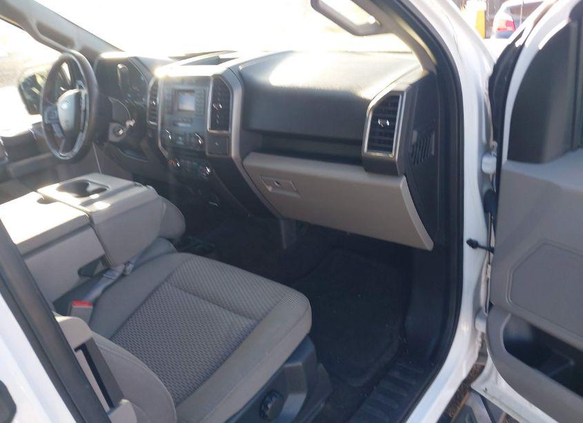 Photo 5 of 2018 Ford F-150 XLT (VIN 1FTFX1EGXJKE72200)