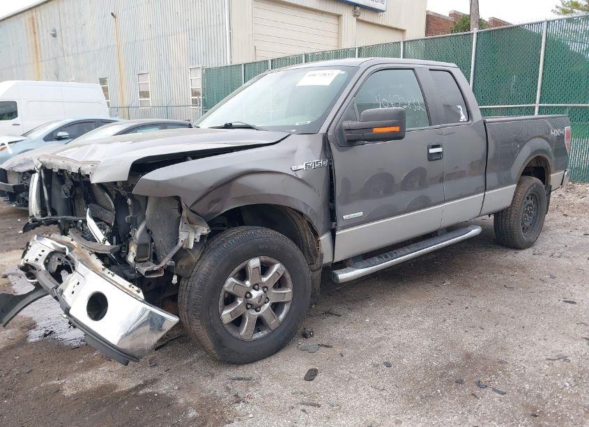 Photo 2 of 2013 Ford F-150 XLT (VIN 1FTFX1ET3DFA17408)