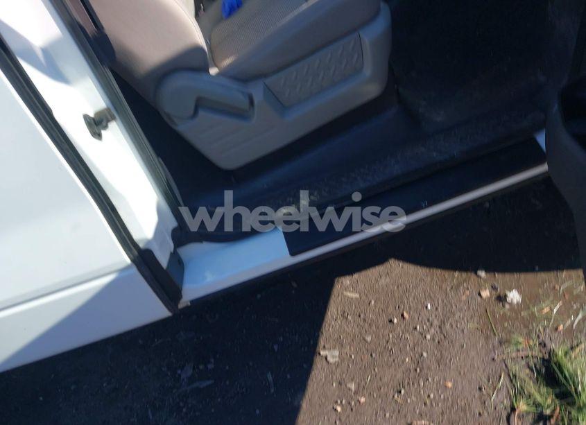 Photo 5 of 2010 Ford F-150 FX4/LARIAT/XL/XLT (VIN 1FTFX1EV0AKE30178)