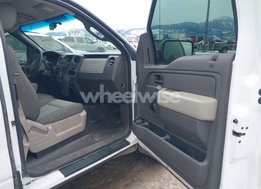 Photo 5 of 2010 Ford F-150 FX4/LARIAT/XL/XLT (VIN 1FTFX1EV0AKE32058)