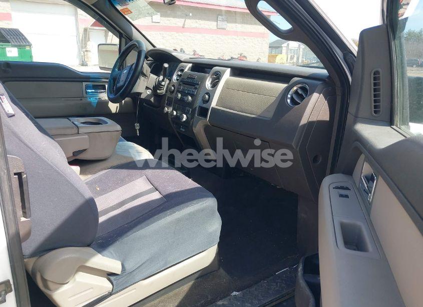 Photo 5 of 2010 Ford F-150 FX4/LARIAT/XL/XLT (VIN 1FTFX1EV1AKE42758)