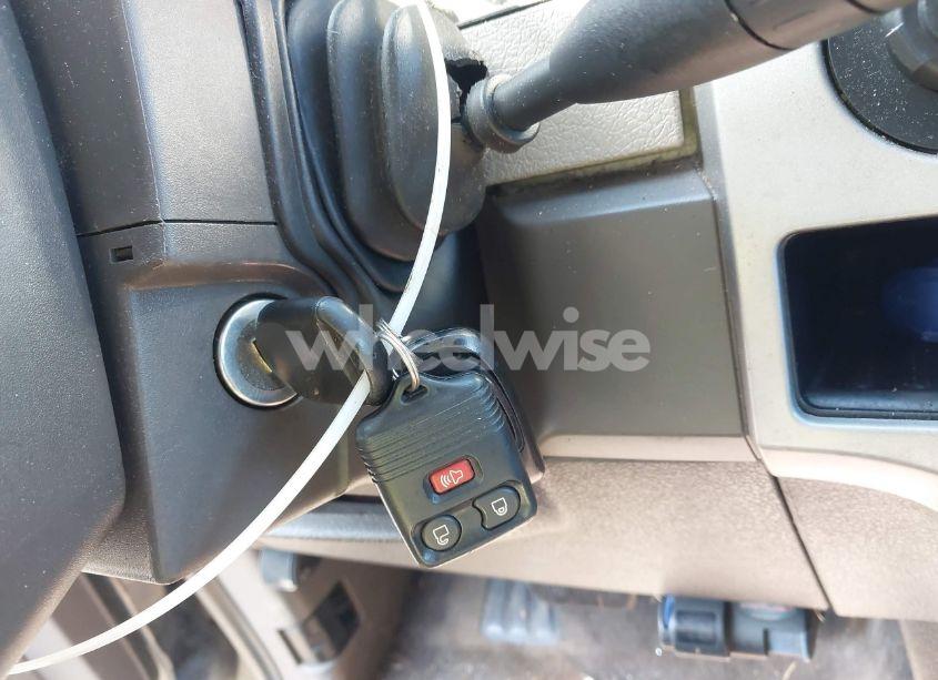 Photo 11 of 2010 Ford F-150 FX4/LARIAT/XL/XLT (VIN 1FTFX1EV2AFC95925)