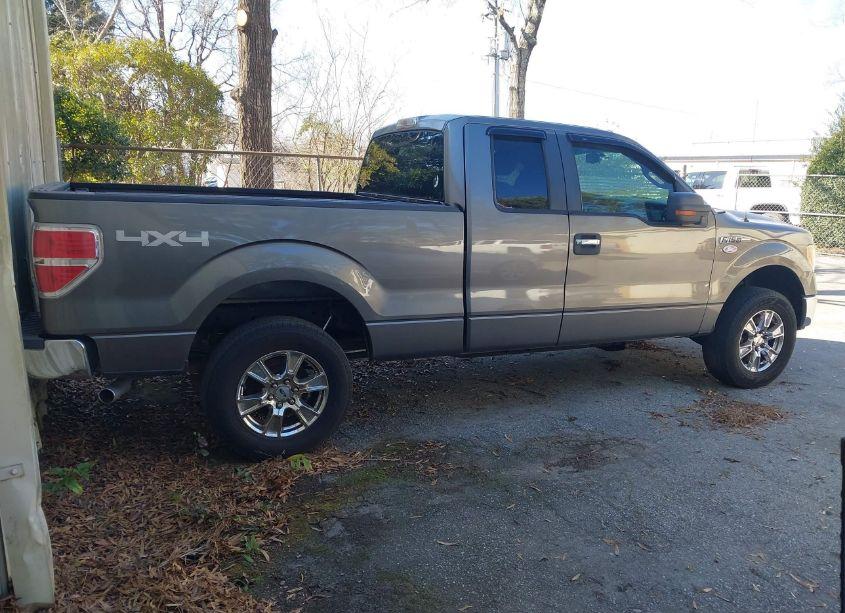 Photo 4 of 2010 Ford F-150 FX4/LARIAT/XL/XLT (VIN 1FTFX1EV5AFA62332)