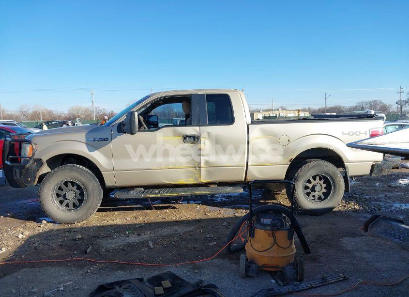 Photo 15 of 2010 Ford F-150 FX4/LARIAT/XL/XLT (VIN 1FTFX1EV5AKE29317)