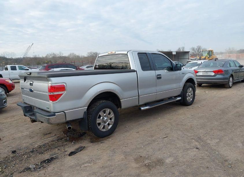 Photo 4 of 2010 Ford F-150 FX4/LARIAT/XL/XLT (VIN 1FTFX1EV7AFB18397)