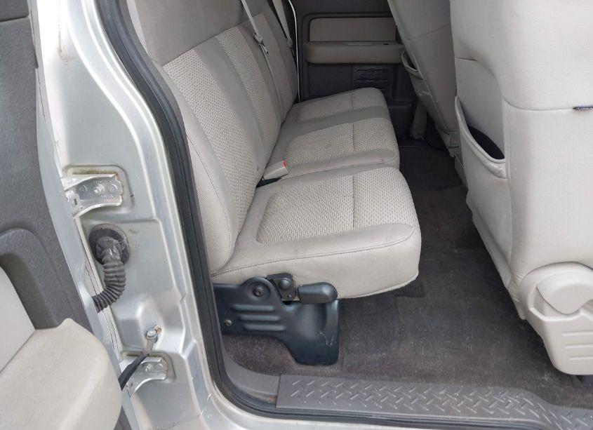 Photo 8 of 2010 Ford F-150 FX4/LARIAT/XL/XLT (VIN 1FTFX1EV7AFB18397)