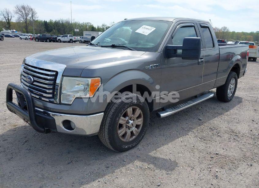 Photo 2 of 2010 Ford F-150 FX4/LARIAT/XL/XLT (VIN 1FTFX1EVXAFB78125)