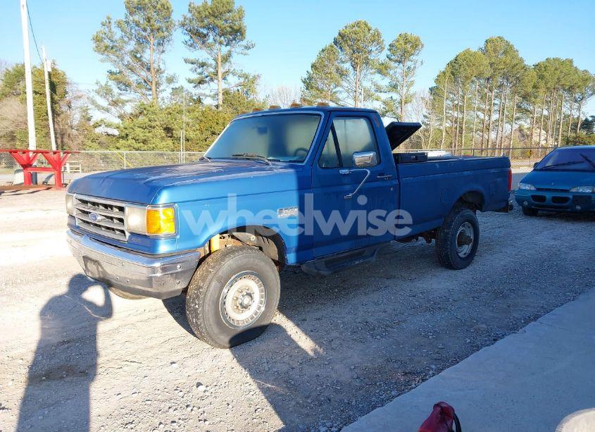 Photo 2 of 1989 Ford F250 N/A (VIN 1FTHF26H3KLB11928)