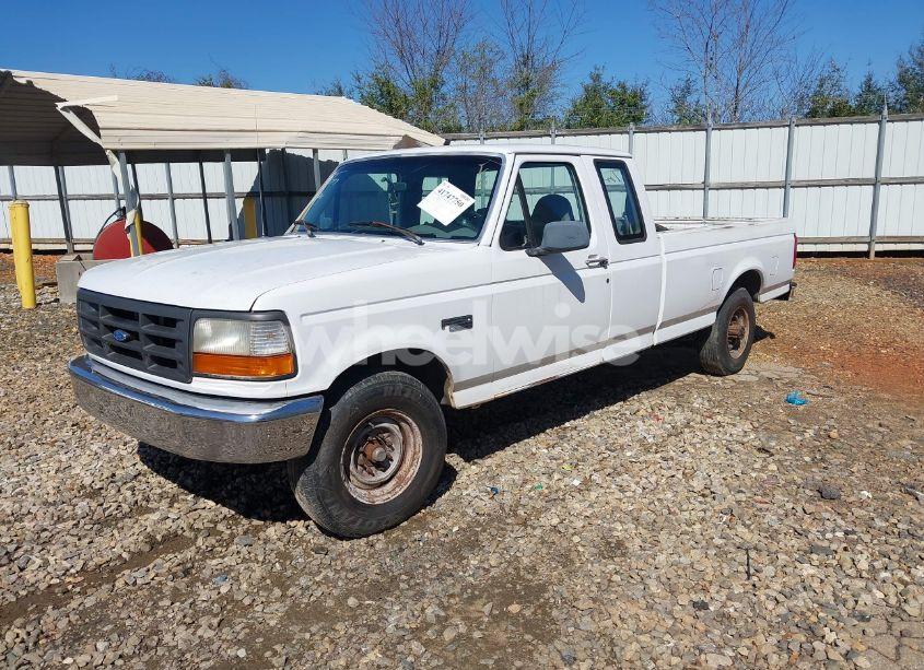 Photo 2 of 1996 Ford F250 N/A (VIN 1FTHX25H2TEA62662)