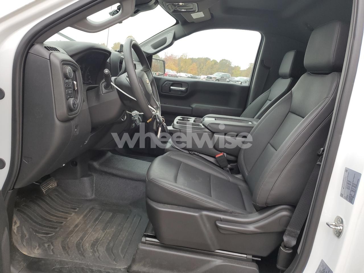 Photo 7 of 2025 CHEVROLET SILVERADO REFRIGERATED DELIVERY TRUCK (VIN 1FTHX25M9LKA94166)