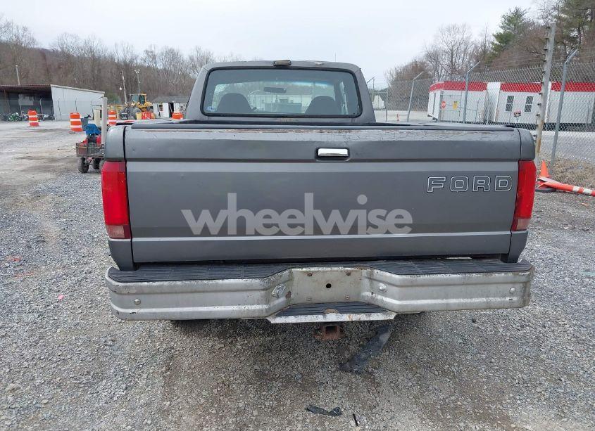 Photo 16 of 1992 Ford F250 N/A (VIN 1FTHX25Y2NKB31161)