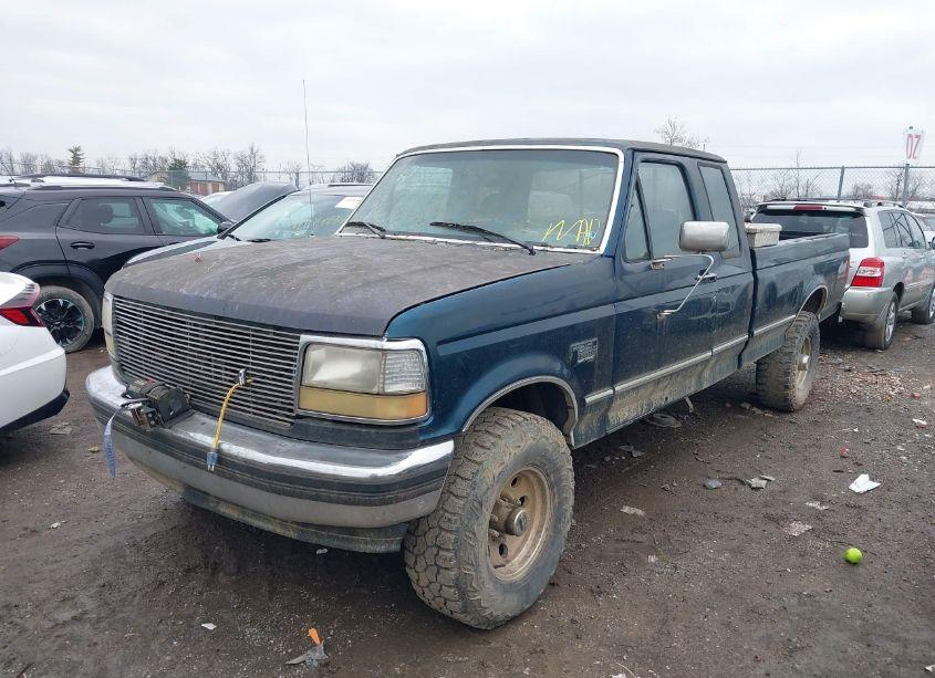 Photo 2 of 1997 Ford F-250 XL (VIN 1FTHX26F1VEC44093)