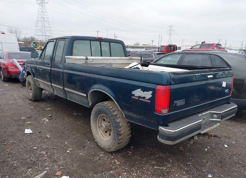 Photo 3 of 1997 Ford F-250 XL (VIN 1FTHX26F1VEC44093)