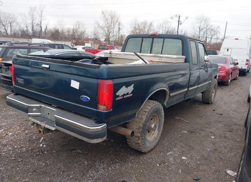 Photo 4 of 1997 Ford F-250 XL (VIN 1FTHX26F1VEC44093)