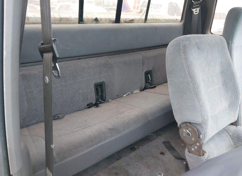 Photo 8 of 1997 Ford F-250 XL (VIN 1FTHX26F1VEC44093)