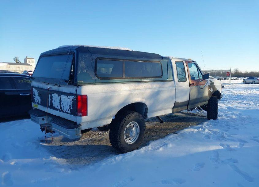 Photo 4 of 1995 Ford F250 (VIN 1FTHX26H1SKA49707)