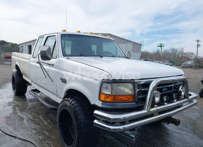 1997 Ford F-250 XL (VIN 1FTHX26H7VEA05584) main photo