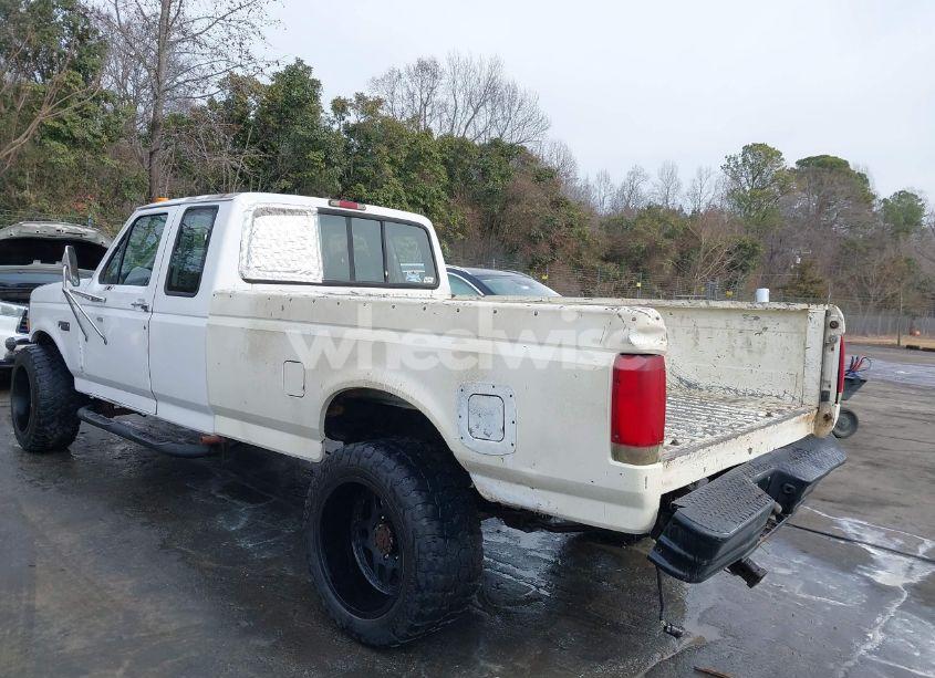 Photo 3 of 1997 Ford F-250 XL (VIN 1FTHX26H7VEA05584)