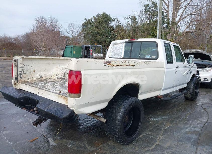 Photo 4 of 1997 Ford F-250 XL (VIN 1FTHX26H7VEA05584)