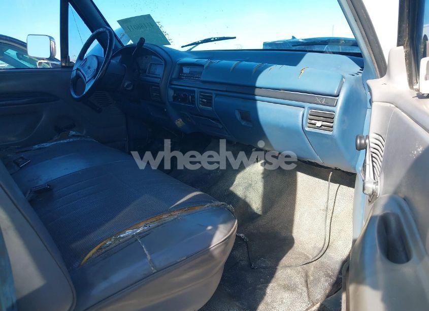 Photo 5 of 1995 Ford F350 (VIN 1FTJW35F5SEA36368)