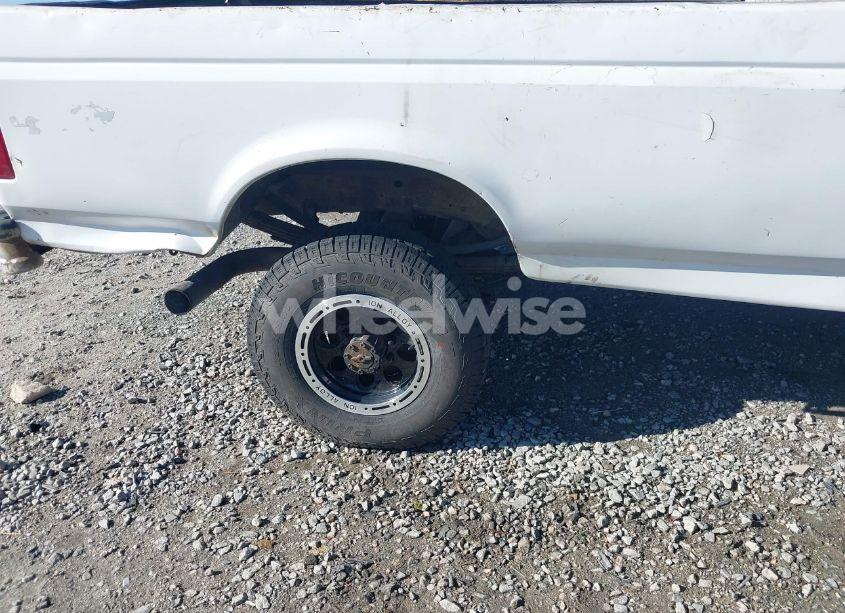 Photo 6 of 1995 Ford F350 (VIN 1FTJW35F5SEA36368)